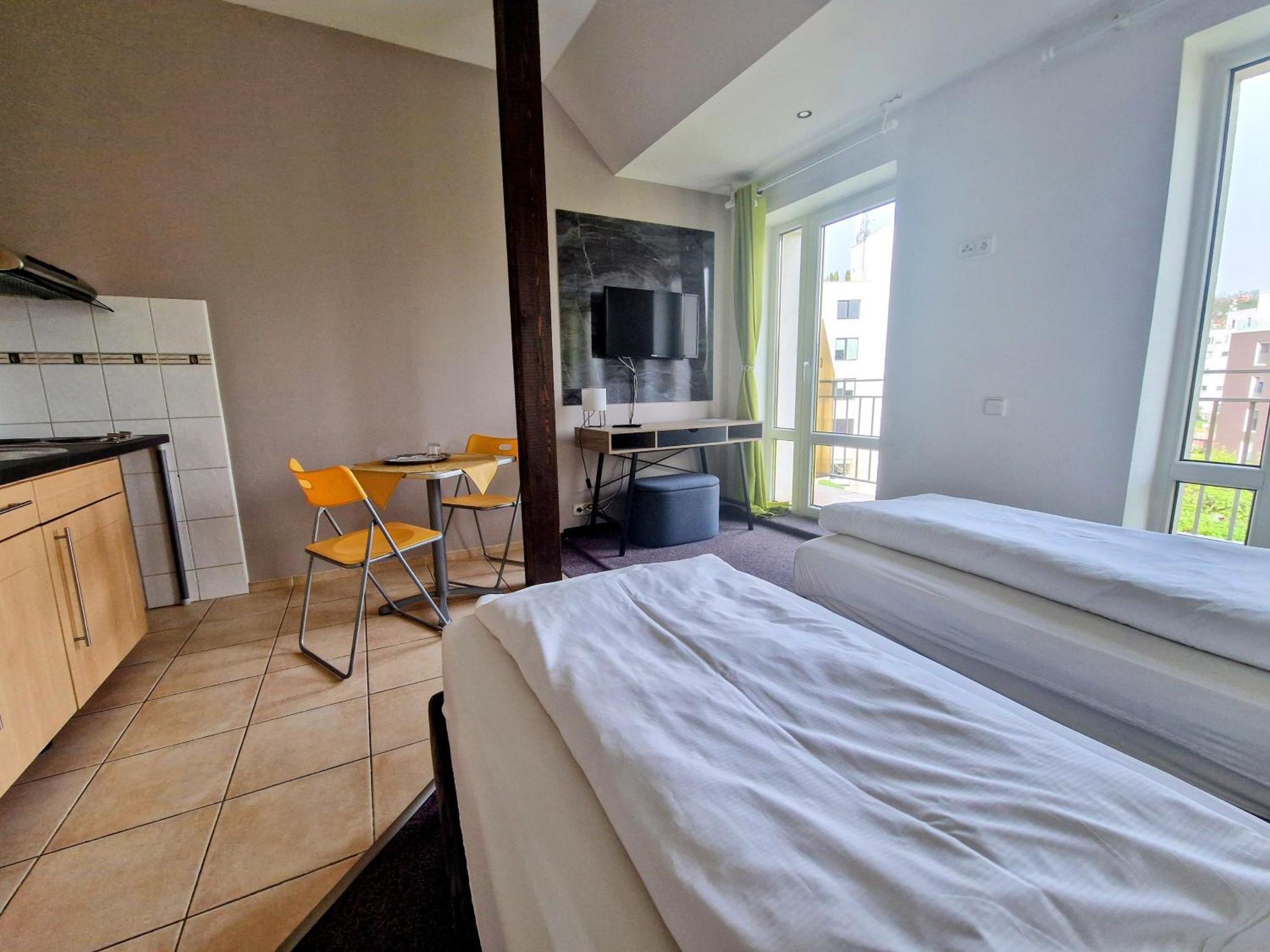 Family Hotel Maxim Beroun  Exterior photo
